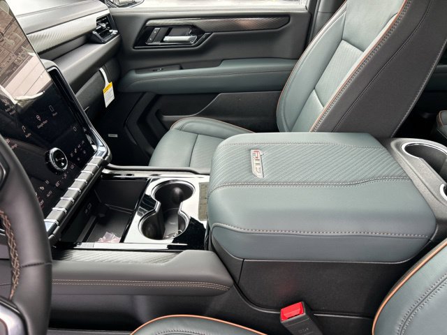 New 2026 GMC Yukon AT4 w/ AT4 Premium Plus Package AWD/4WD image 40
