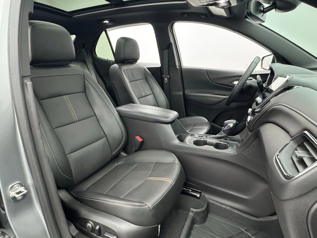 Used 2024 Chevrolet Equinox Premier image 36