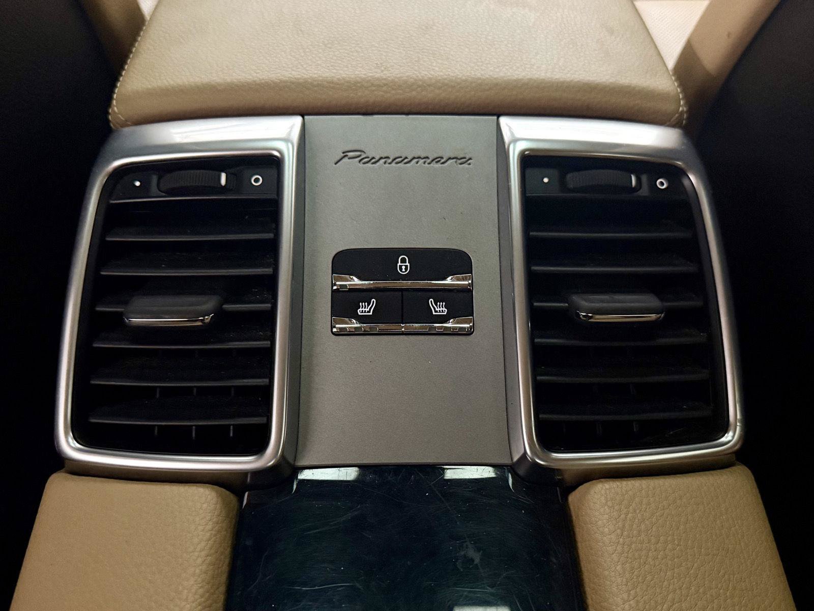 Used 2015 Porsche Panamera 4S AWD/4WD image 16