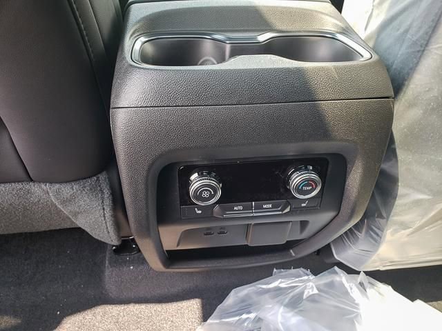 New 2026 GMC Acadia AT4 w/ Super Cruise Package image 17