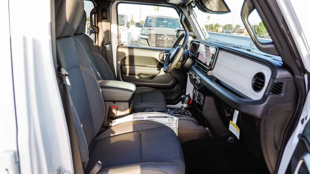 New 2026 Jeep Wrangler Unlimited Sport AWD/4WD image 21