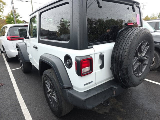 Used 2024 Jeep Wrangler Sport AWD/4WD image 8