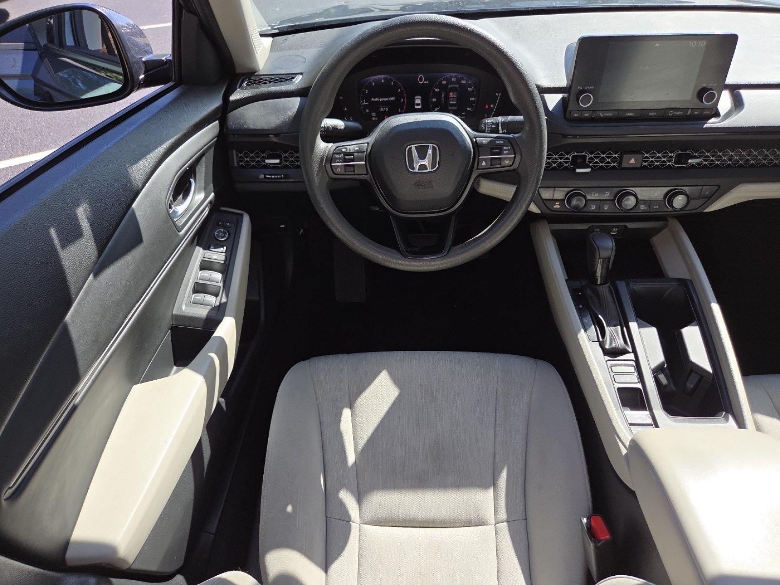 Certified 2023 Honda Accord EX image 28