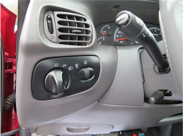 Used 2004 Ford F150 XLT AWD/4WD image 36
