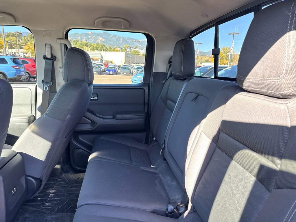 Used 2022 Nissan Frontier SV image 33