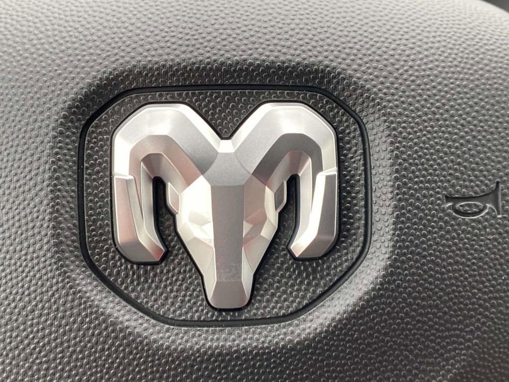 New 2025 RAM ProMaster 2500 w/ Convenience Group image 6