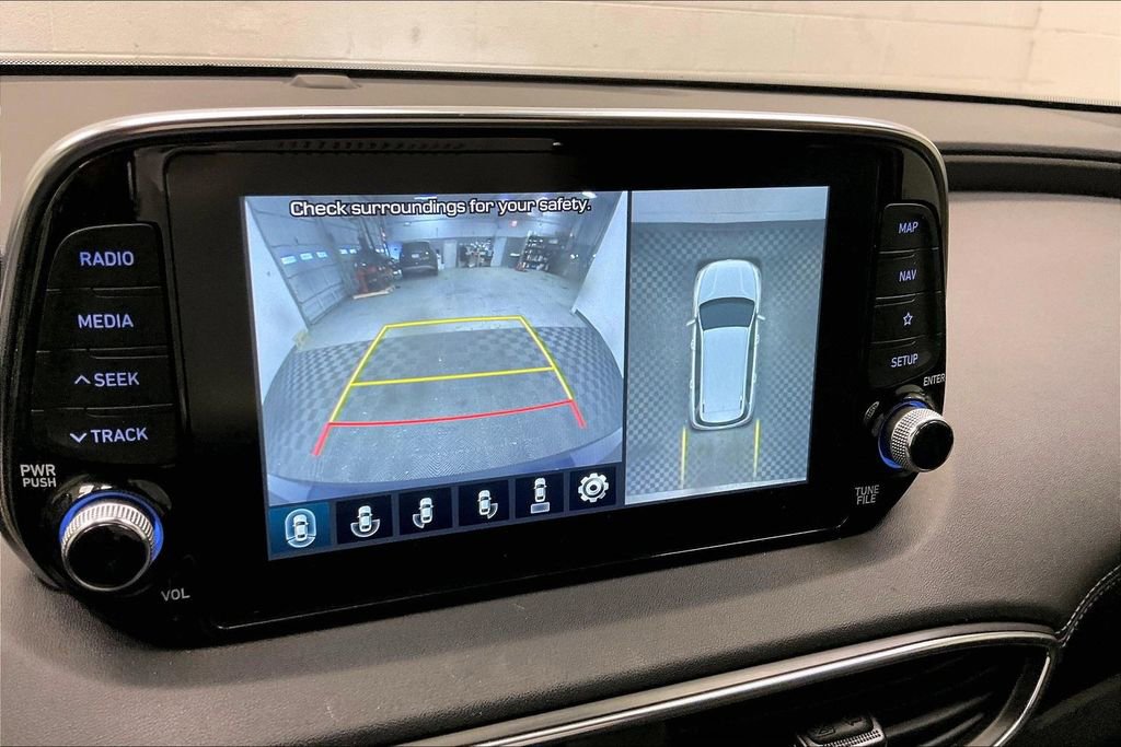 Used 2020 Hyundai Santa Fe Limited image 18