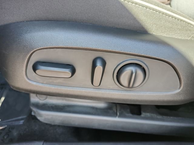 Used 2022 Chevrolet TrailBlazer LT w/ Convenience Package image 22