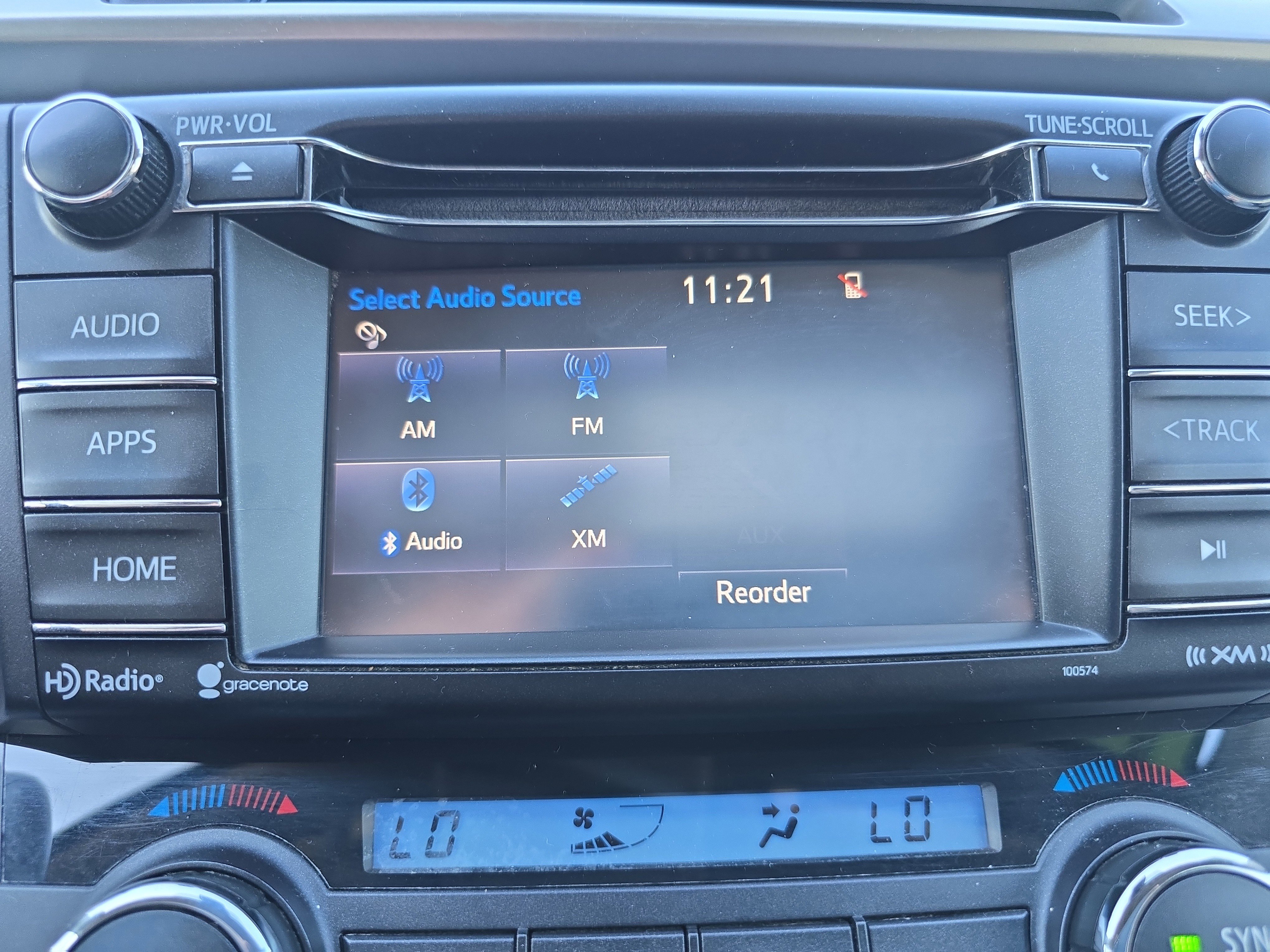 Used 2018 Toyota RAV4 XLE image 28