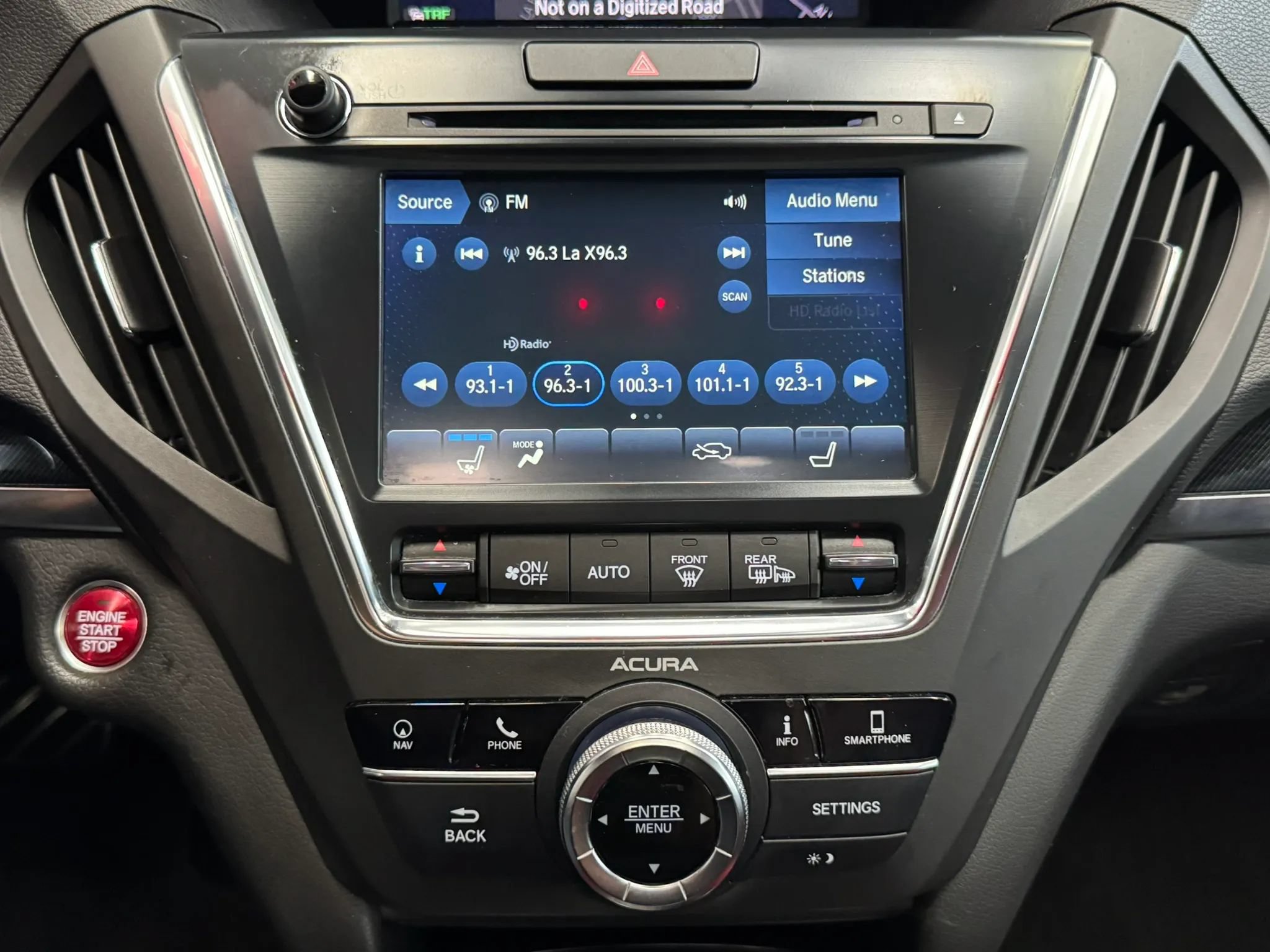 Used 2019 Acura MDX w/ Technology Package AWD/4WD image 18