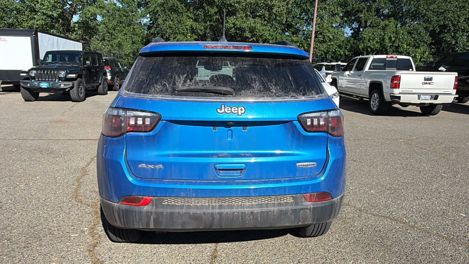 Used 2024 Jeep Compass Latitude image 6