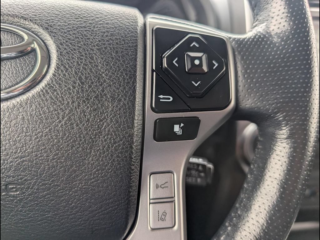 Used 2019 Toyota 4Runner SR5 RWD image 21