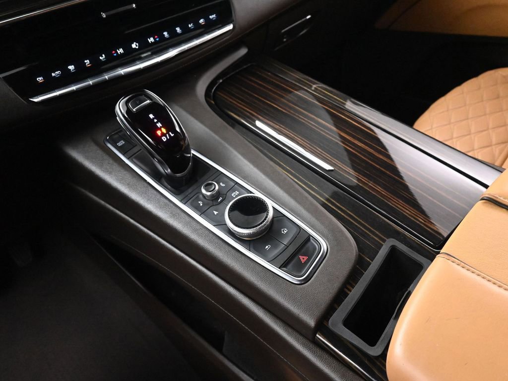 Used 2022 Cadillac Escalade Premium Luxury image 41