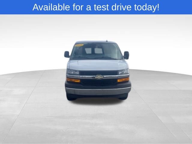 Used 2020 Chevrolet Express 3500 LT w/ LT Preferred Equipment Group RWD image 3