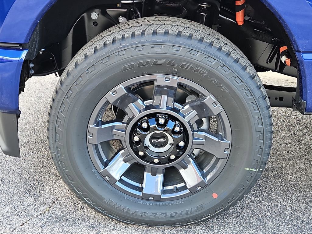 New 2026 Ford F250 XL AWD/4WD image 17