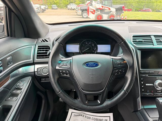 Used 2017 Ford Explorer Limited w/ Equipment Group 303A AWD/4WD image 15