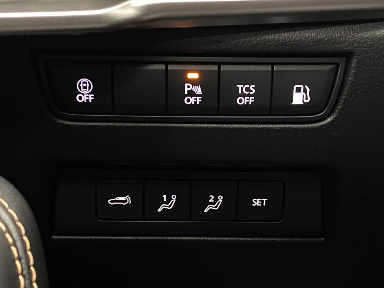 New 2025 MAZDA CX-90 Plug-In Hybrid w/Premium Sport AWD/4WD image 14