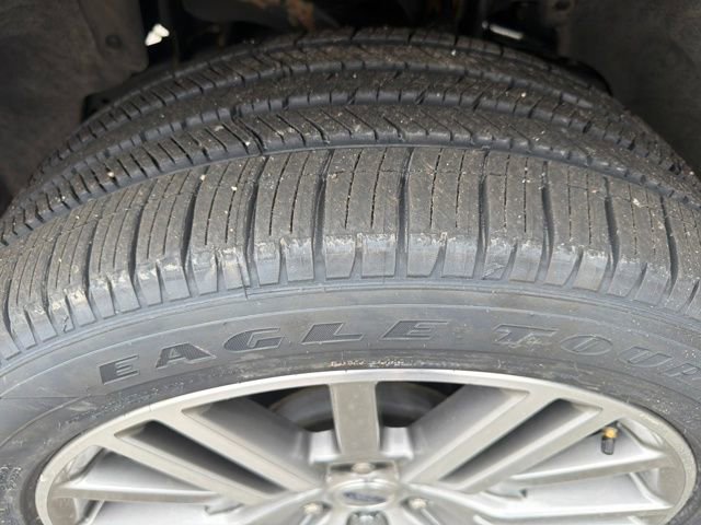 Used 2022 Ford Expedition Max Limited image 32