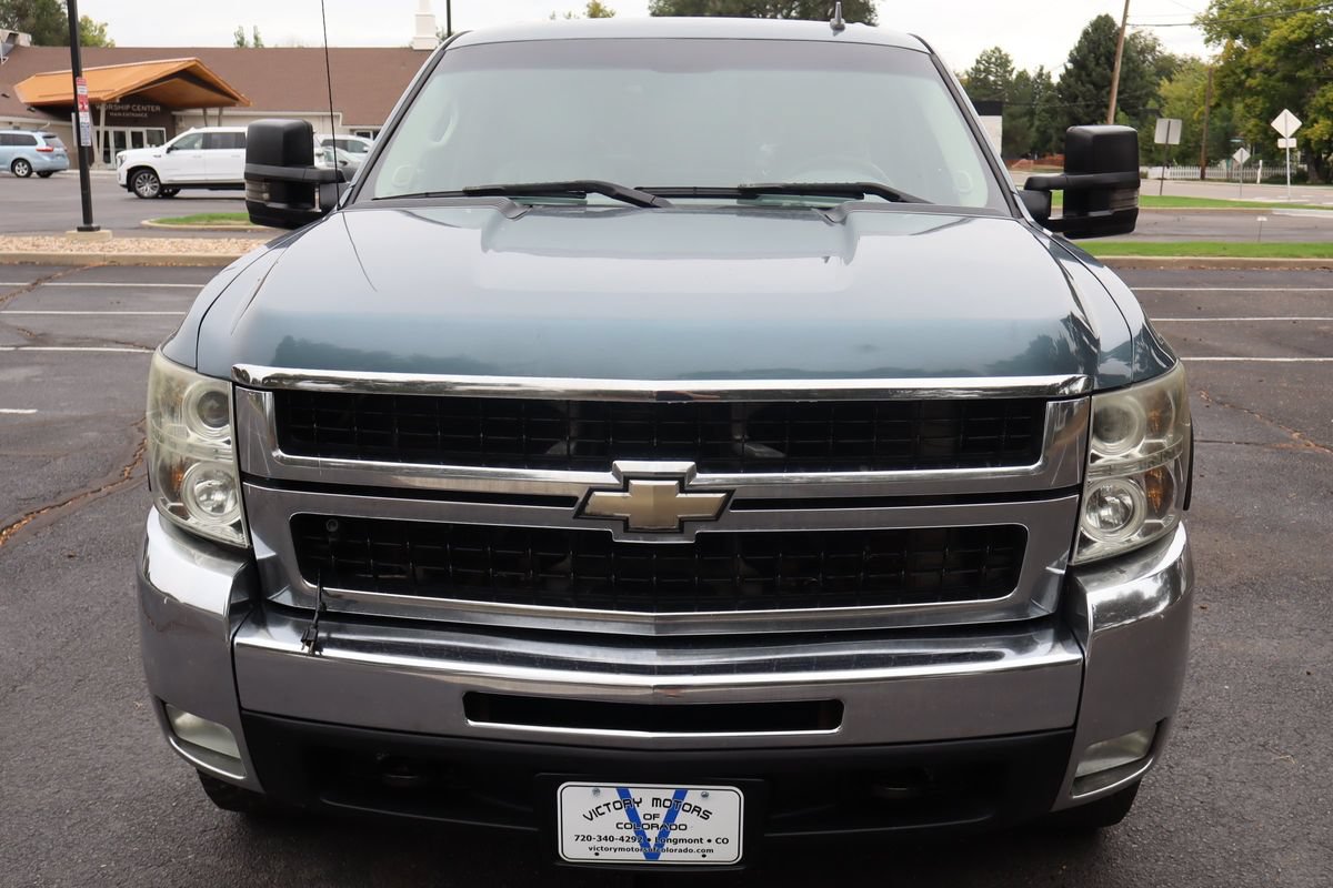 Used 2009 Chevrolet Silverado 2500 LTZ w/ LTZ Plus Package AWD/4WD image 12