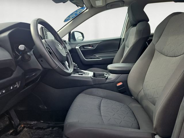 Used 2020 Toyota RAV4 XLE w/ Convenience Package AWD/4WD image 9