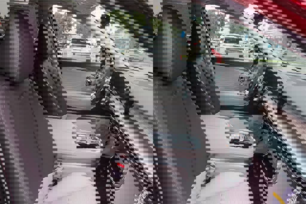 New 2026 Hyundai Ioniq 9 SEL w/ Tow & Go Package image 18