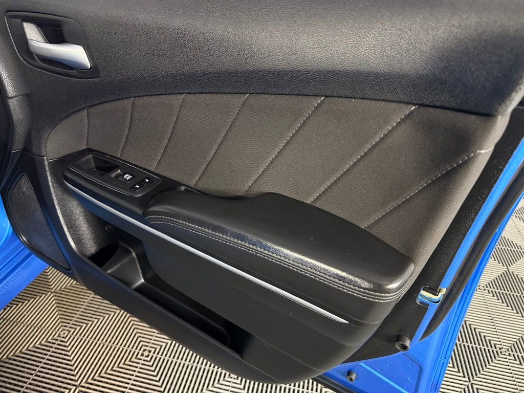 Certified 2023 Dodge Charger R/T image 31