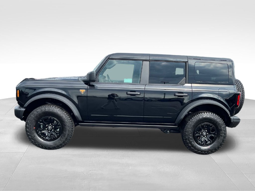 New 2026 Ford Bronco Badlands w/ Sasquatch Package AWD/4WD image 2