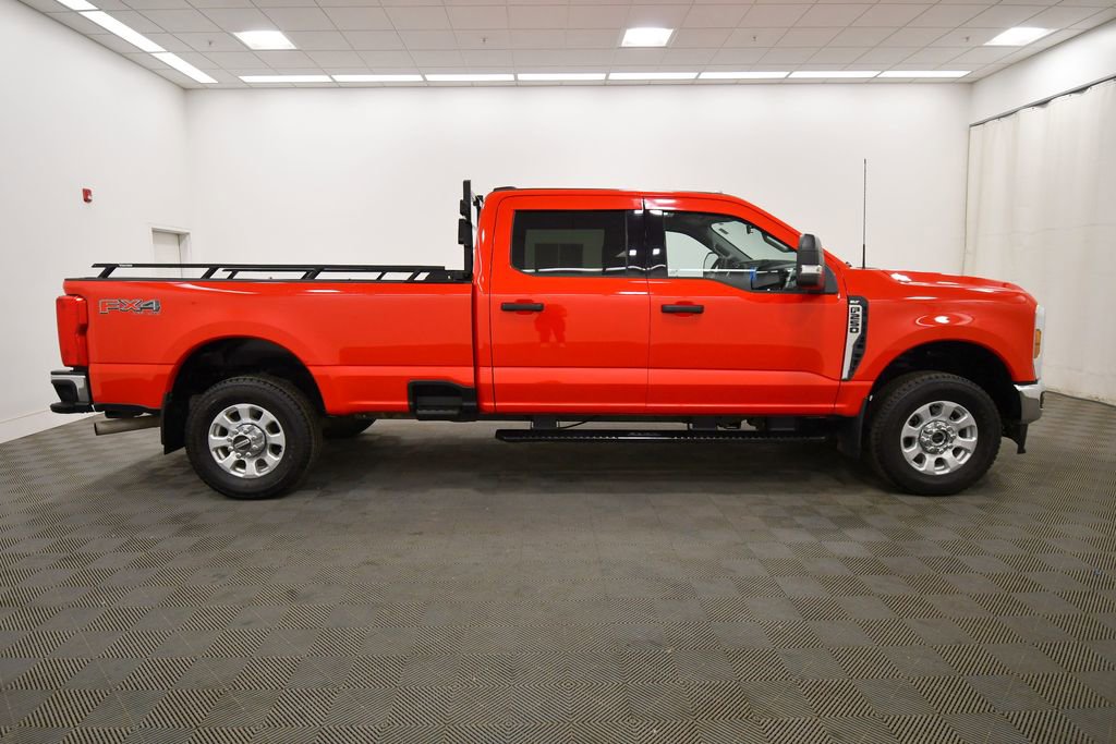 Used 2024 Ford F250 XLT w/ FX4 Off-Road Package AWD/4WD image 9