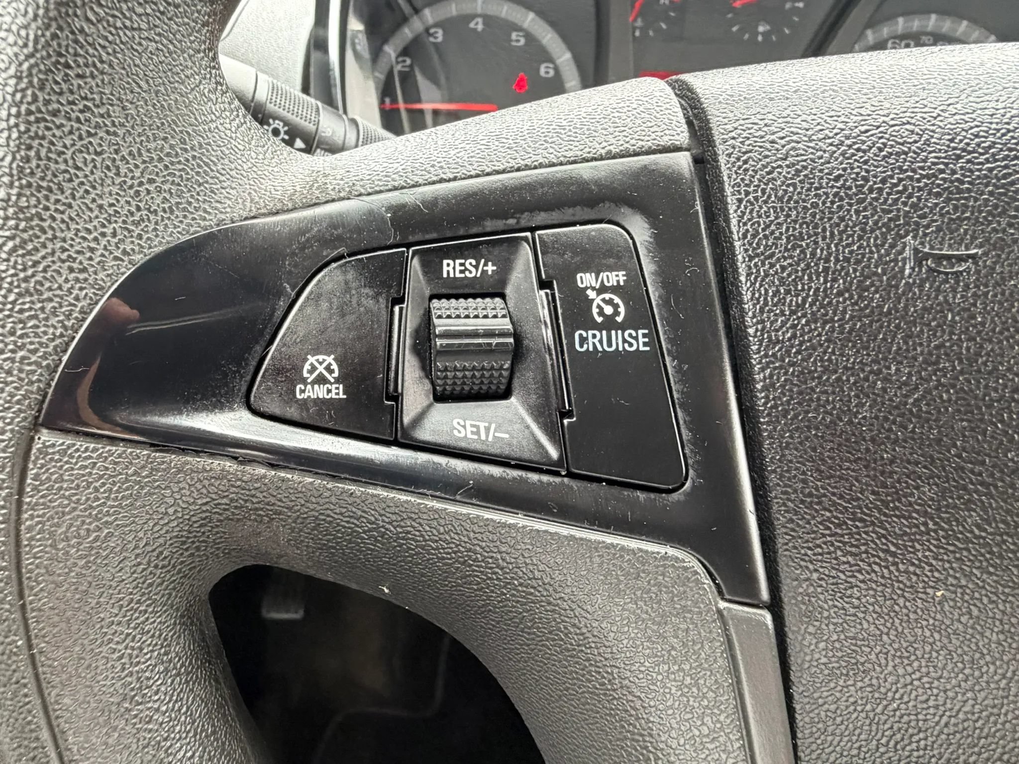 Used 2015 GMC Terrain SLE FWD image 18