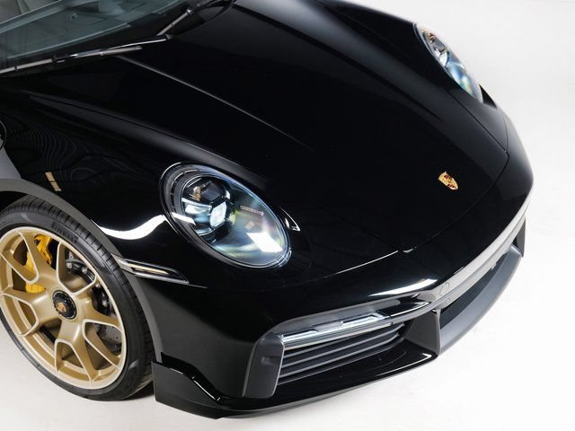 Certified 2025 Porsche 911 Turbo S AWD/4WD image 32
