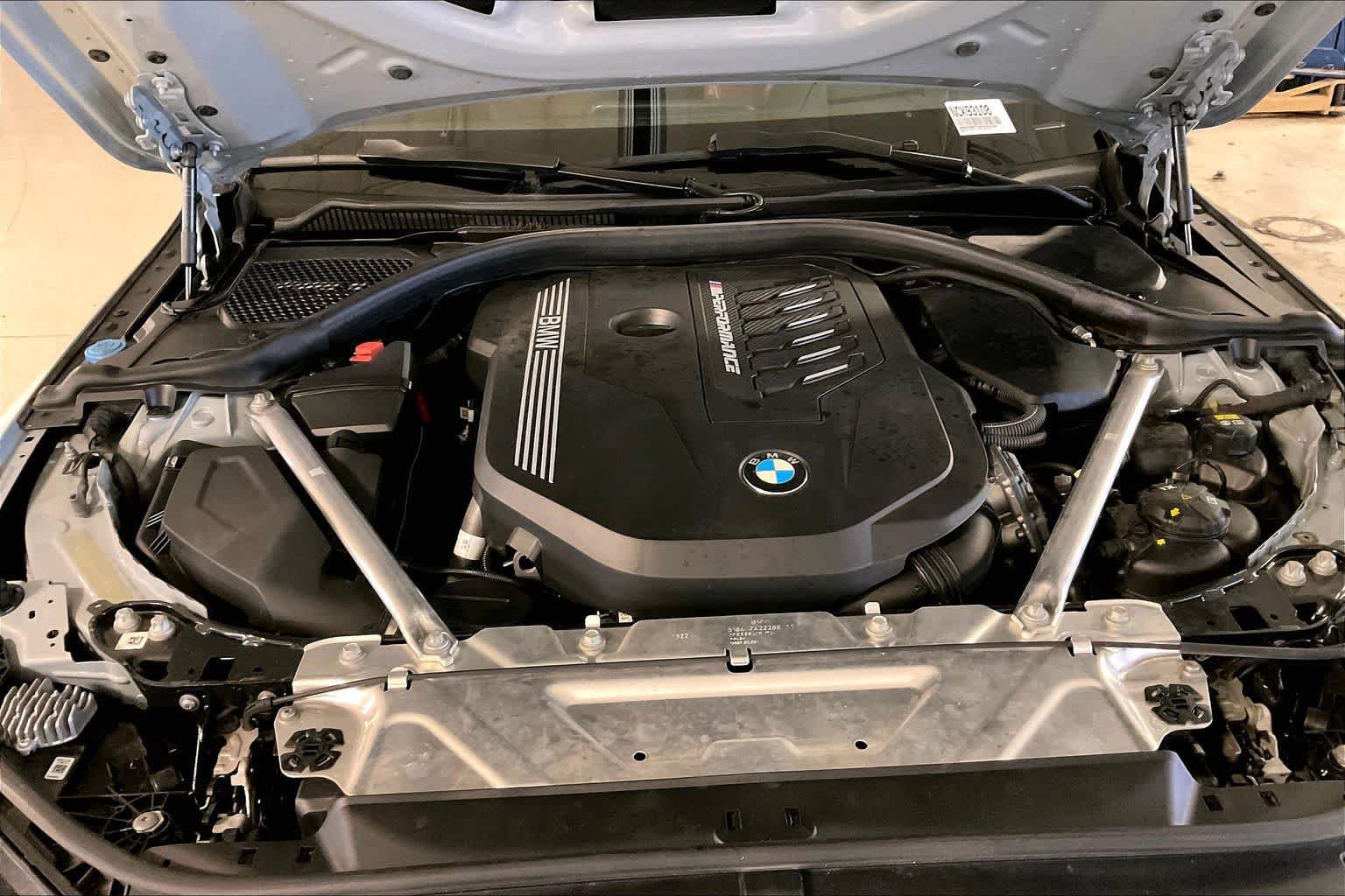 Used 2022 BMW M440i Coupe w/ Premium Package RWD image 28