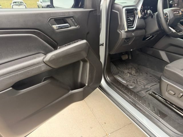 Used 2023 GMC Canyon Elevation w/ Convenience Package AWD/4WD image 16
