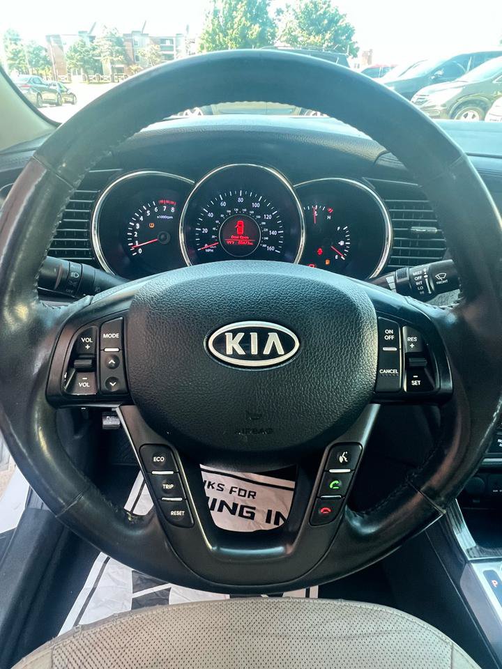 Used 2012 Kia Optima EX FWD image 12