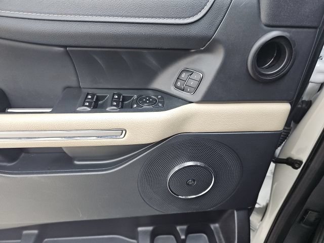 Used 2024 Ford Expedition Limited AWD/4WD image 30