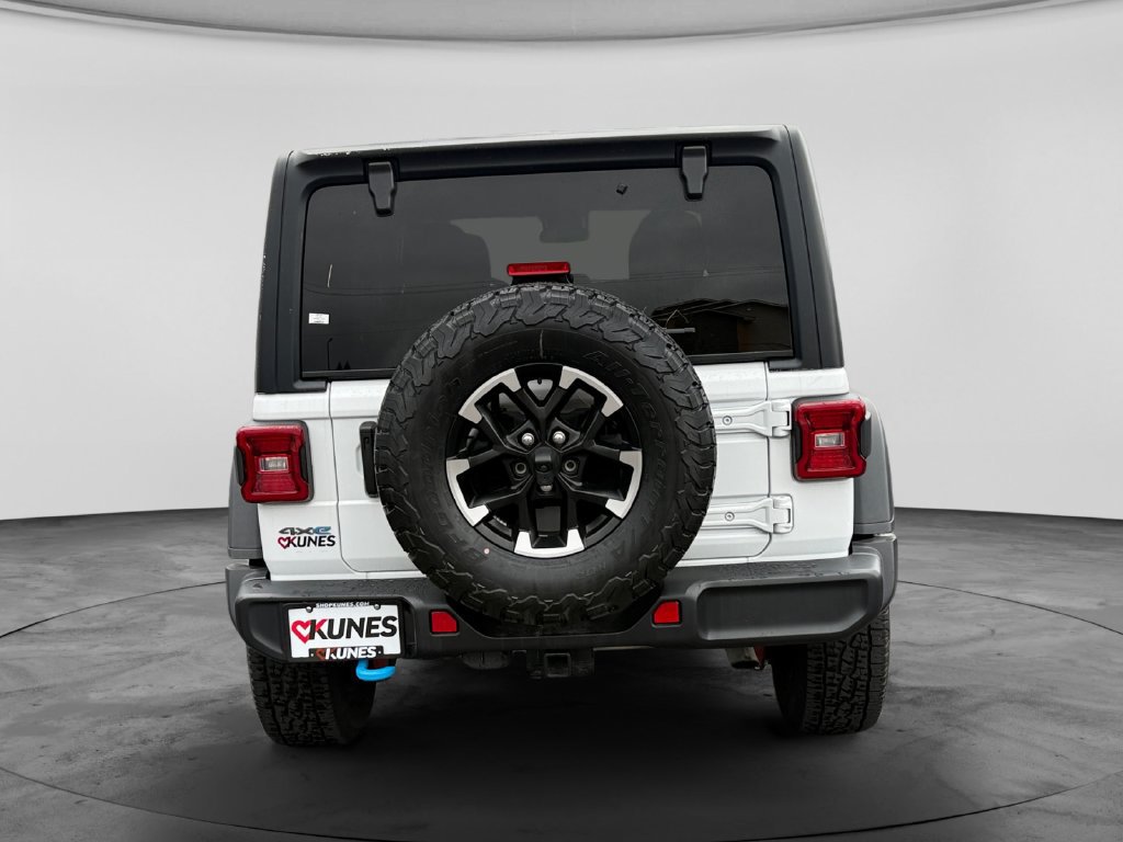 Used 2024 Jeep Wrangler Unlimited Rubicon 4xe AWD/4WD image 8