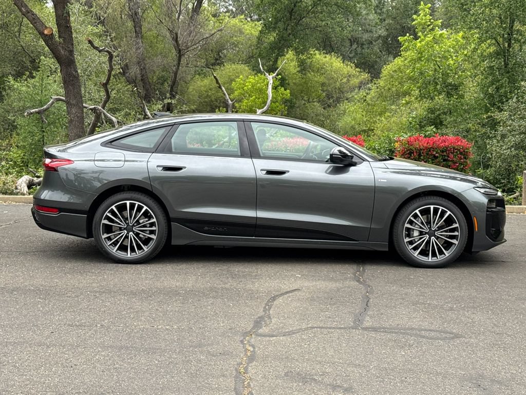 New 2027 Audi A6 e-tron Premium Plus AWD/4WD image 3