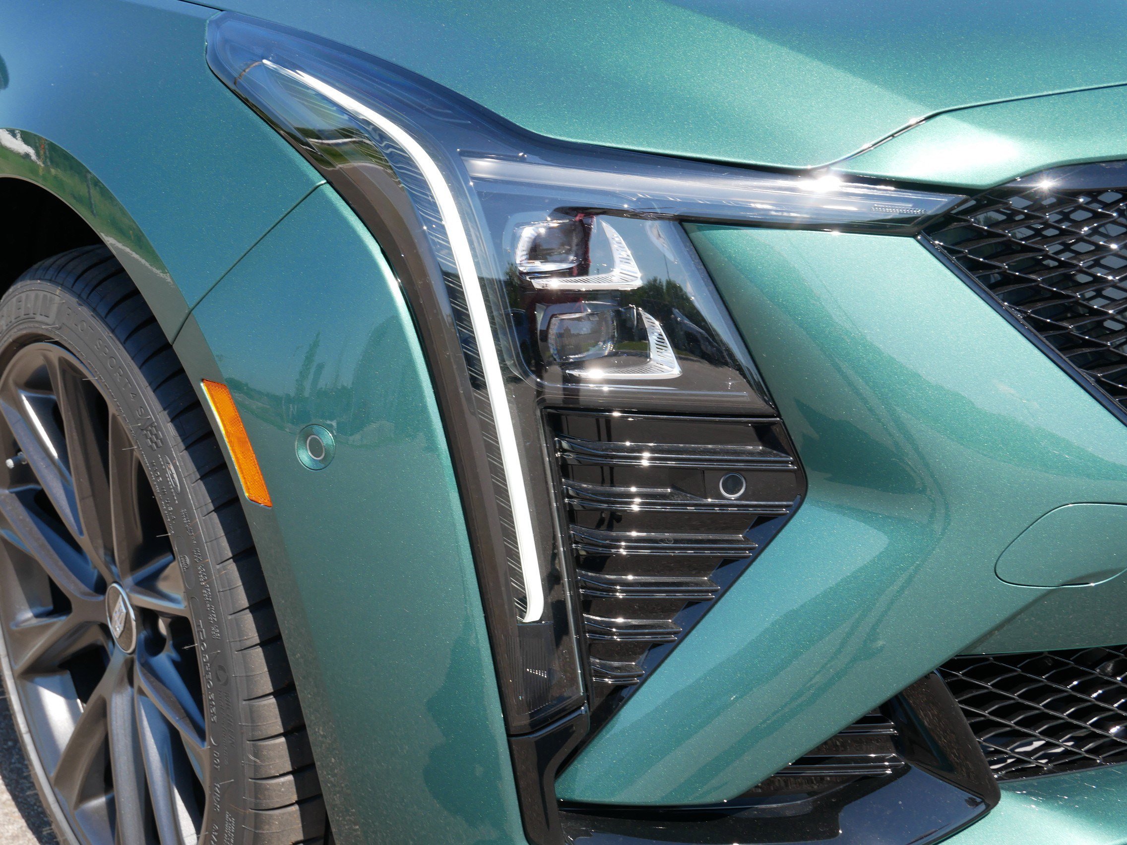 New 2026 Cadillac CT5 V image 14