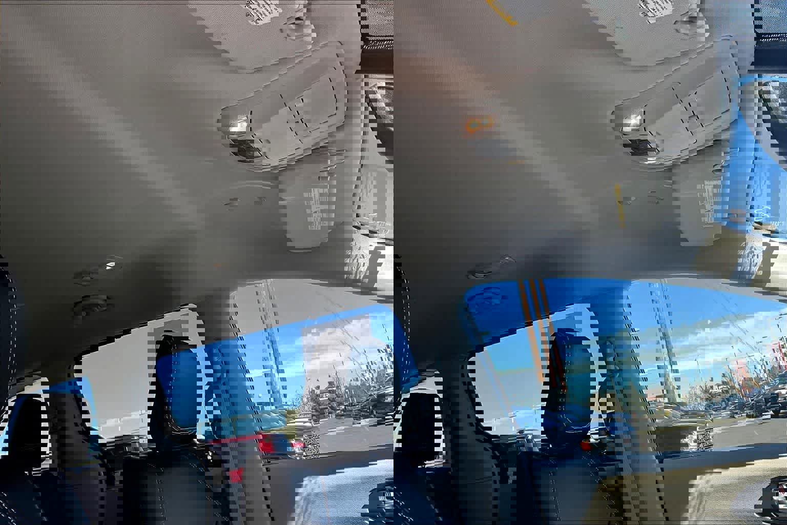 Used 2024 Chrysler Pacifica Touring-L image 30