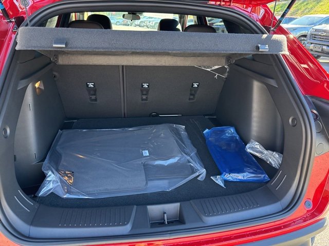 New 2026 Chevrolet Trax RS w/ Sunroof Package image 10