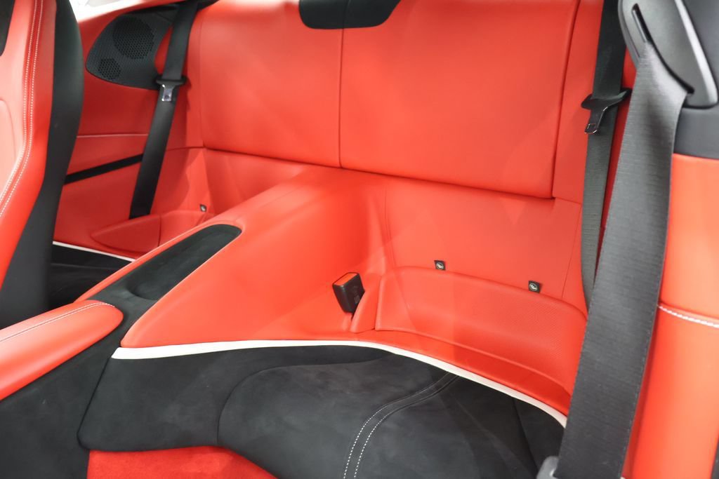 Used 2023 Ferrari Roma RWD image 14