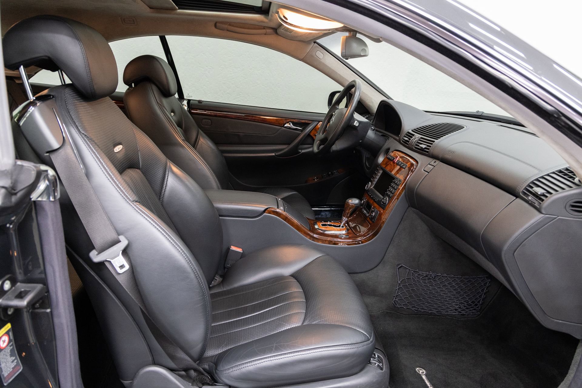 Used 2004 Mercedes-Benz CL 55 AMG image 14