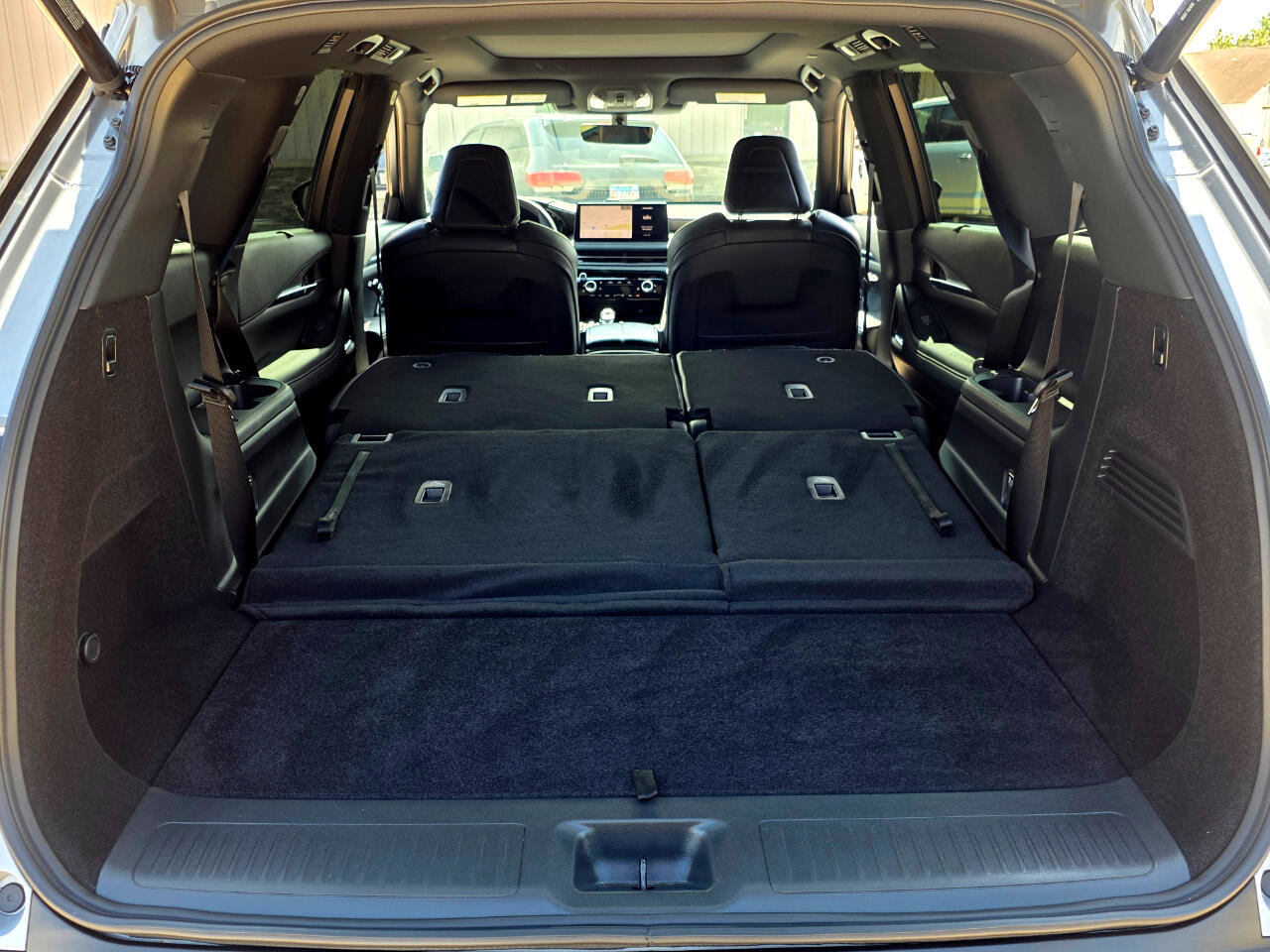 Used 2025 INFINITI QX60 Luxe w/ Black Edition image 21