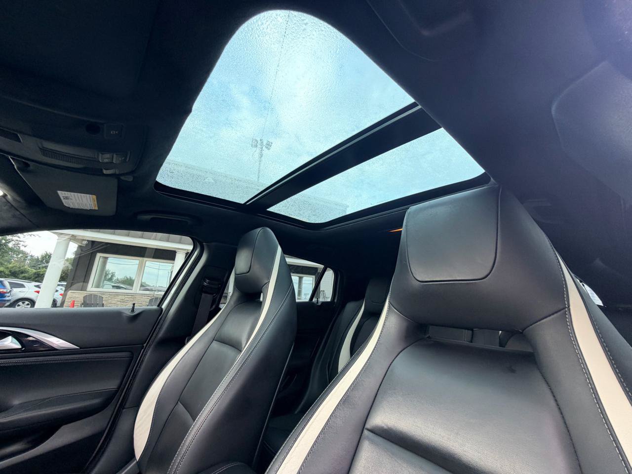 Used 2018 INFINITI QX30 Sport w/ Sport Leather Package FWD image 24