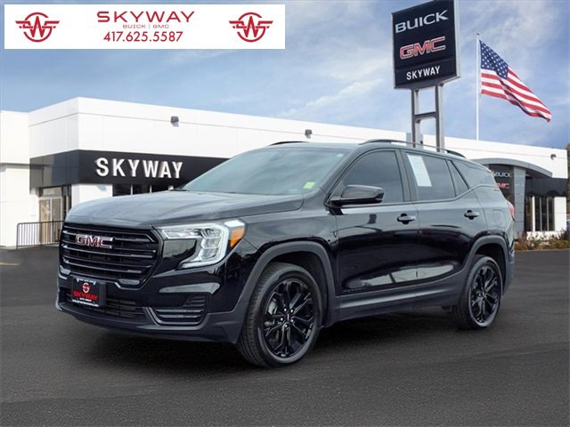 Used 2022 GMC Terrain SLE w/ Driver Convenience Package