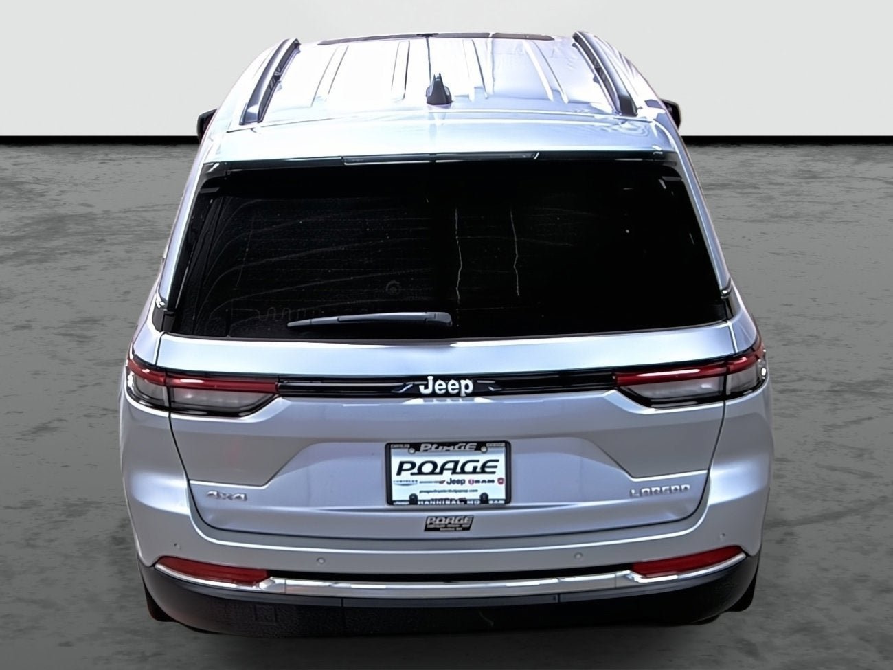 New 2026 Jeep Grand Cherokee Laredo X AWD/4WD image 3