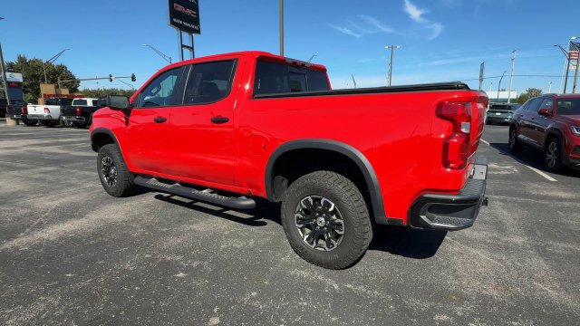Used 2024 Chevrolet Silverado 1500 ZR2 w/ Technology Package AWD/4WD image 6