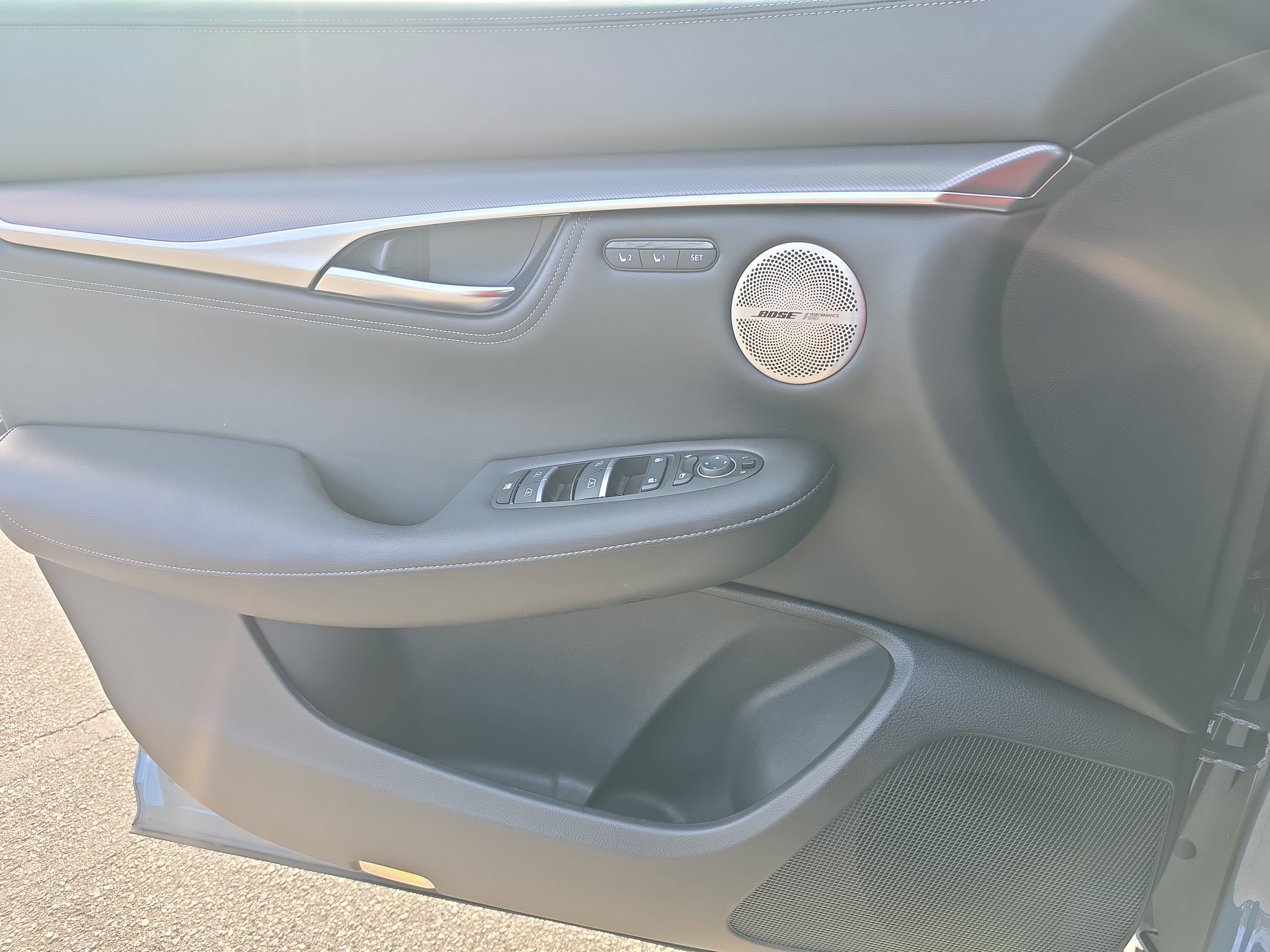 Used 2023 INFINITI QX55 Essential image 25