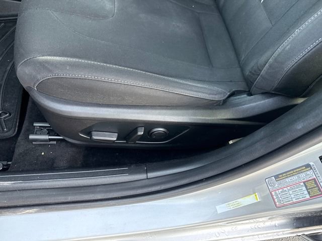 Used 2021 Hyundai Elantra SEL w/ Convenience + Premium Package image 11