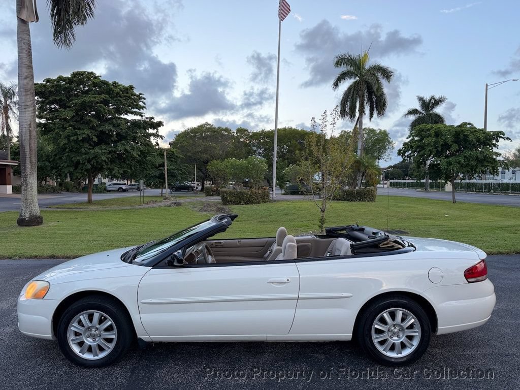 Used 2004 Chrysler Sebring GTC FWD image 13