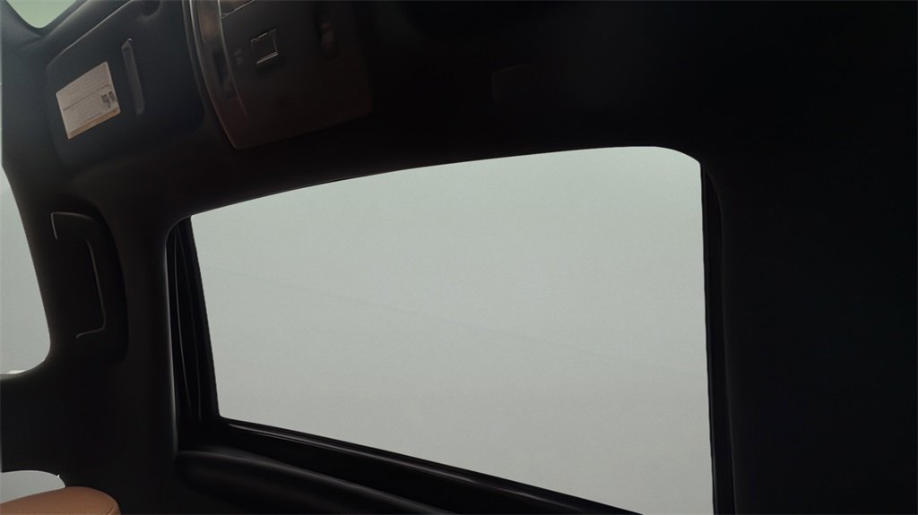 Used 2022 Lexus IS 300 AWD w/ Comfort Package image 12